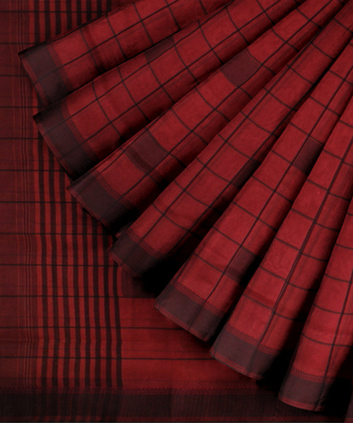Dark red black maheshwari handloom cotton silk saree