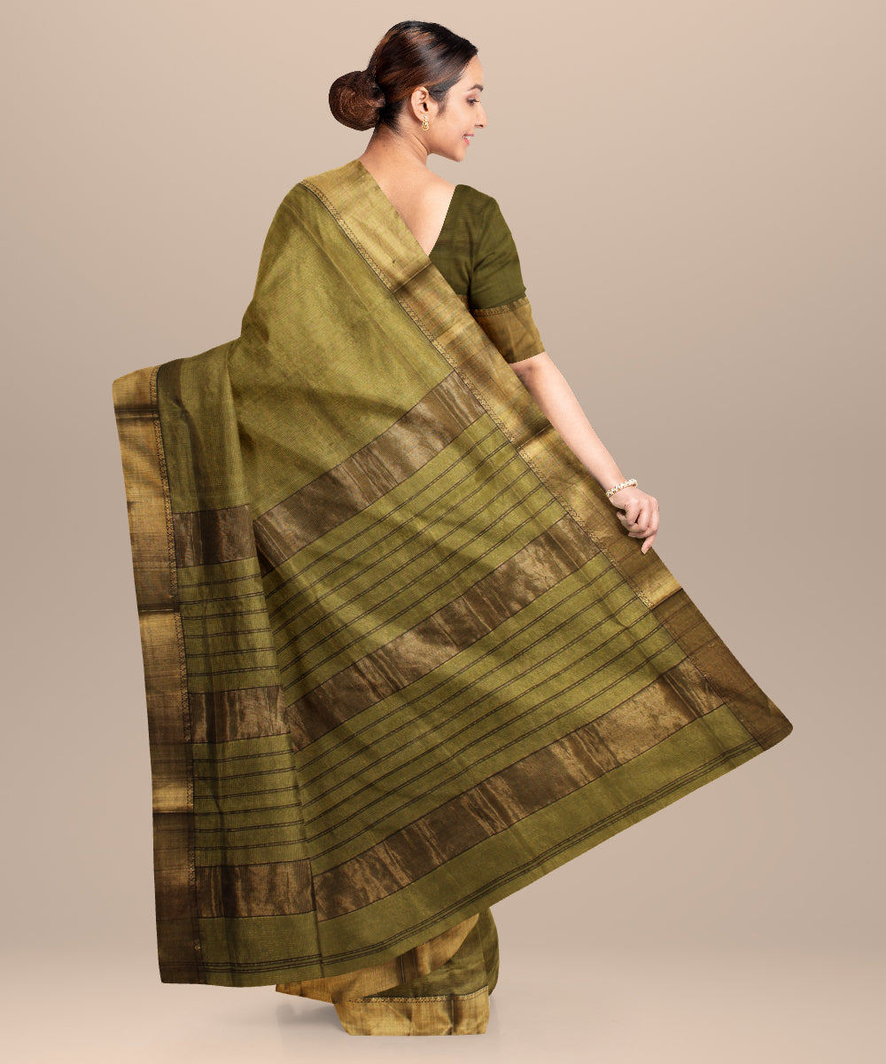 Green handwoven maheshwari cotton silk saree