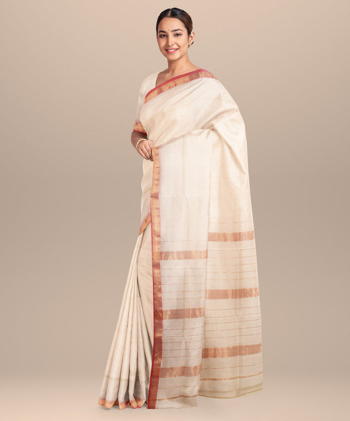 Offwhite red maheshwari handloom cotton silk saree