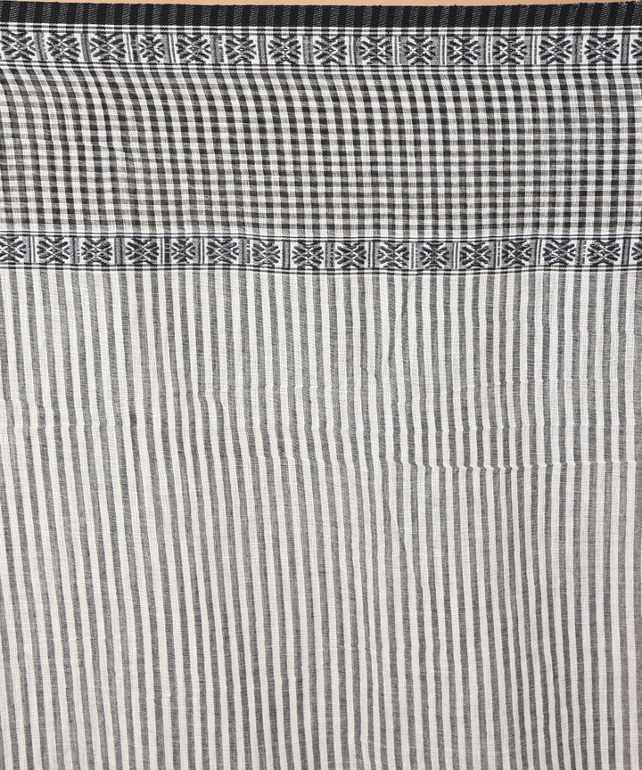 White black handloom cotton jamdani saree