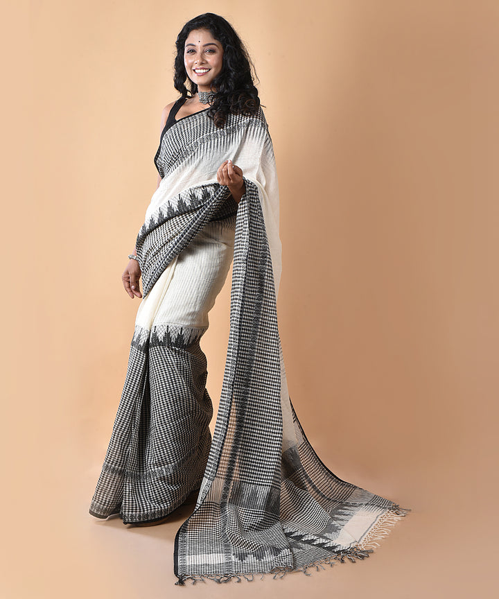 White black handloom cotton jamdani saree