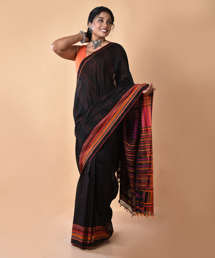 Black red cotton handwoven jamdani saree