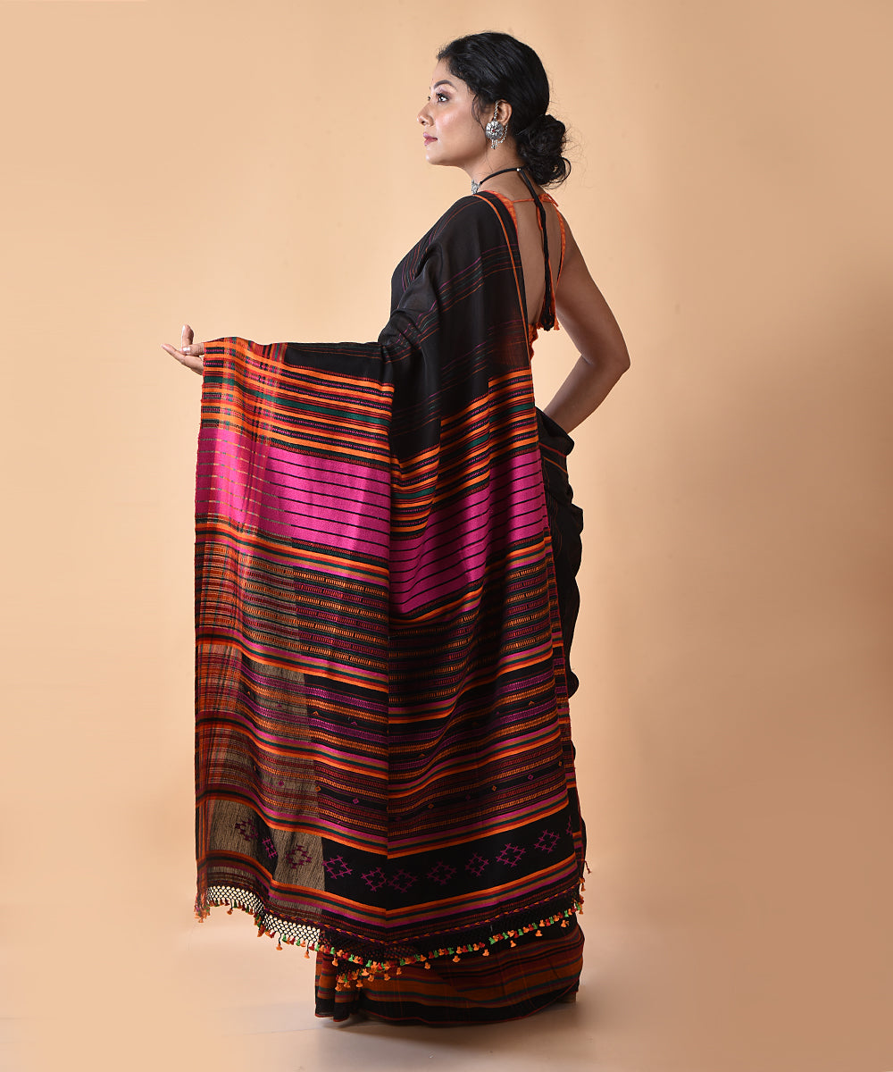 Black red cotton handwoven jamdani saree