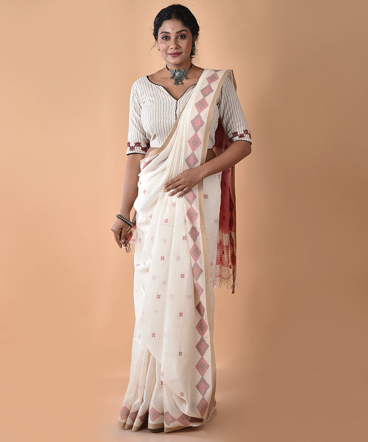 Offwhite brown cotton handwoven jamdani saree