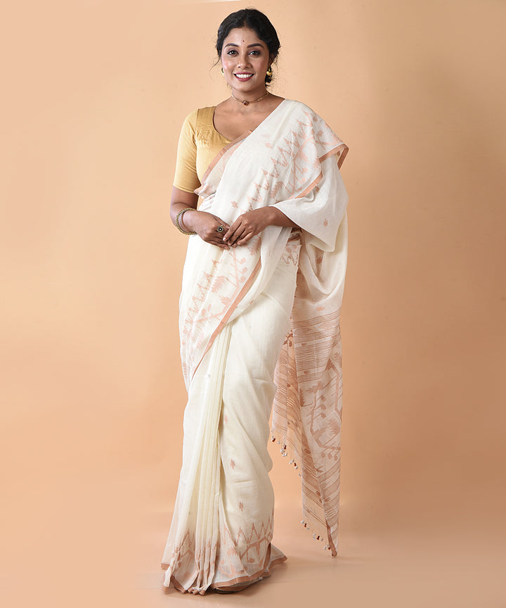 Offwhite handloom jamdani cotton saree