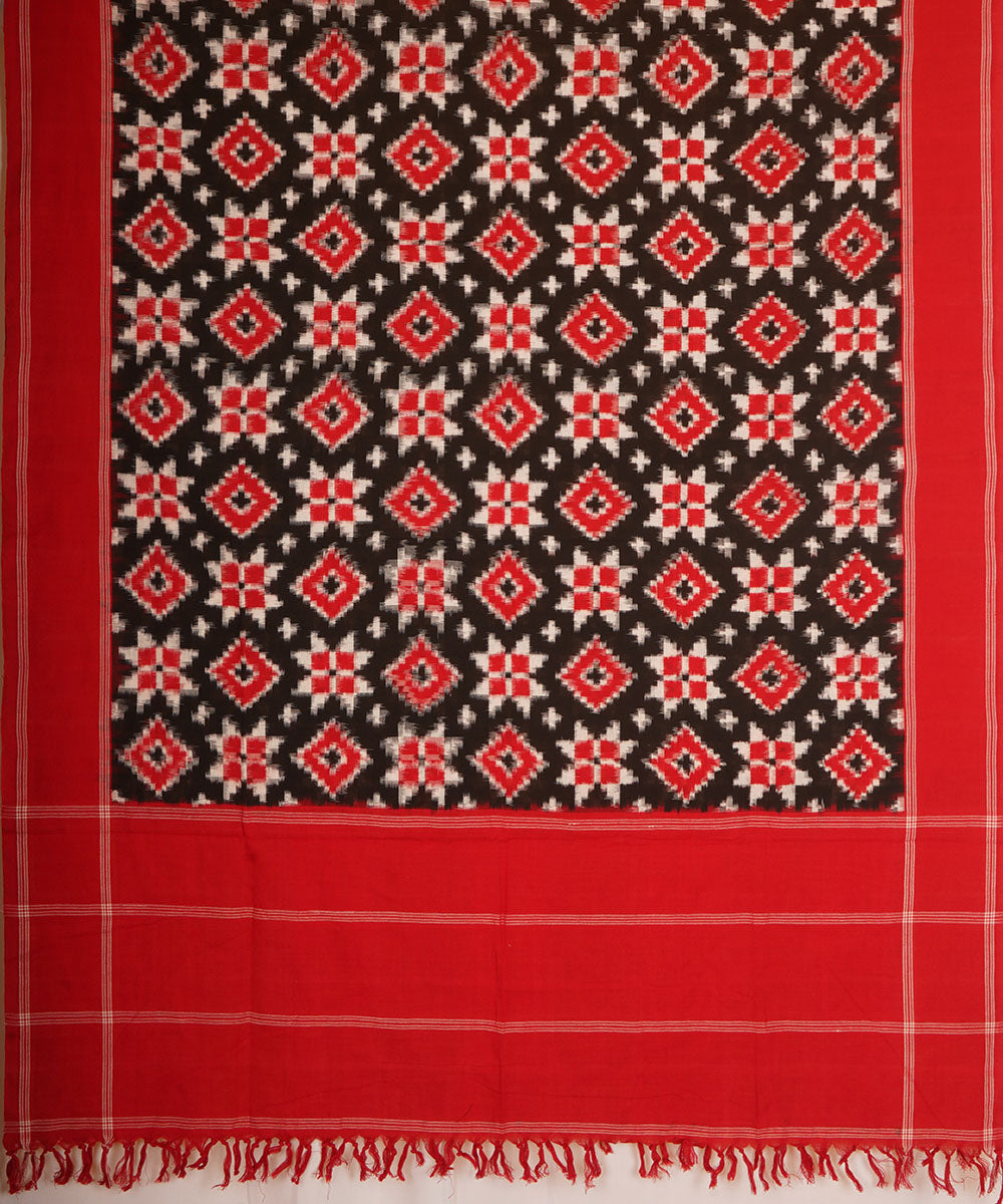 Red double ikat cotton handloom pochampally ikat teliyarumal dupatta