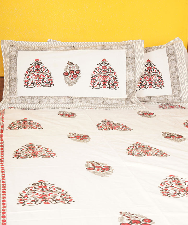 White maroon cotton hand block printed bedsheet