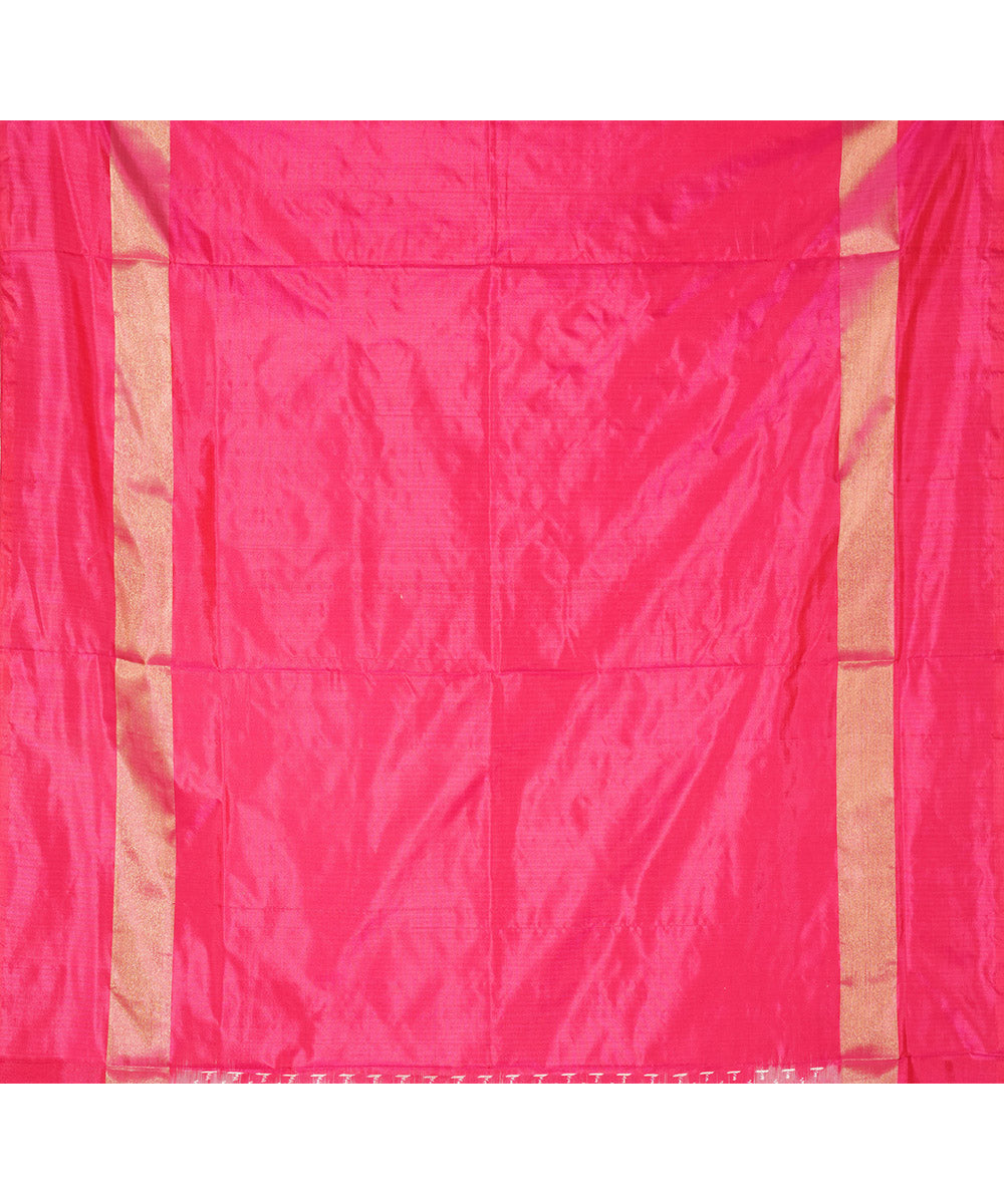 Offwhite pink handwoven pochampally silk ikat saree