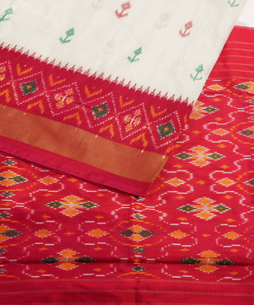 White red silk handwoven pochampally ikat saree