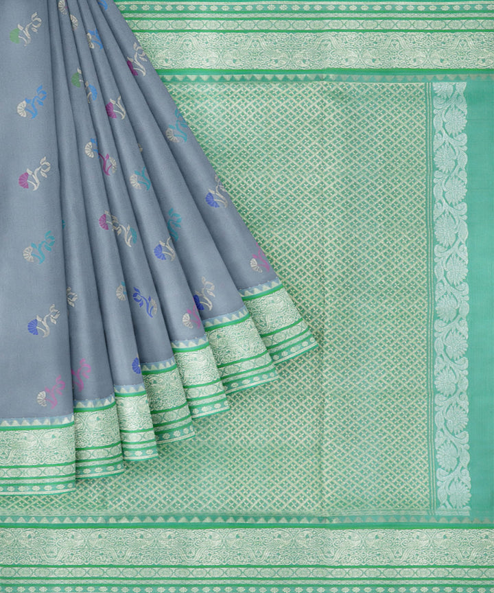 Ligth grey green silk handwoven venkatagiri saree