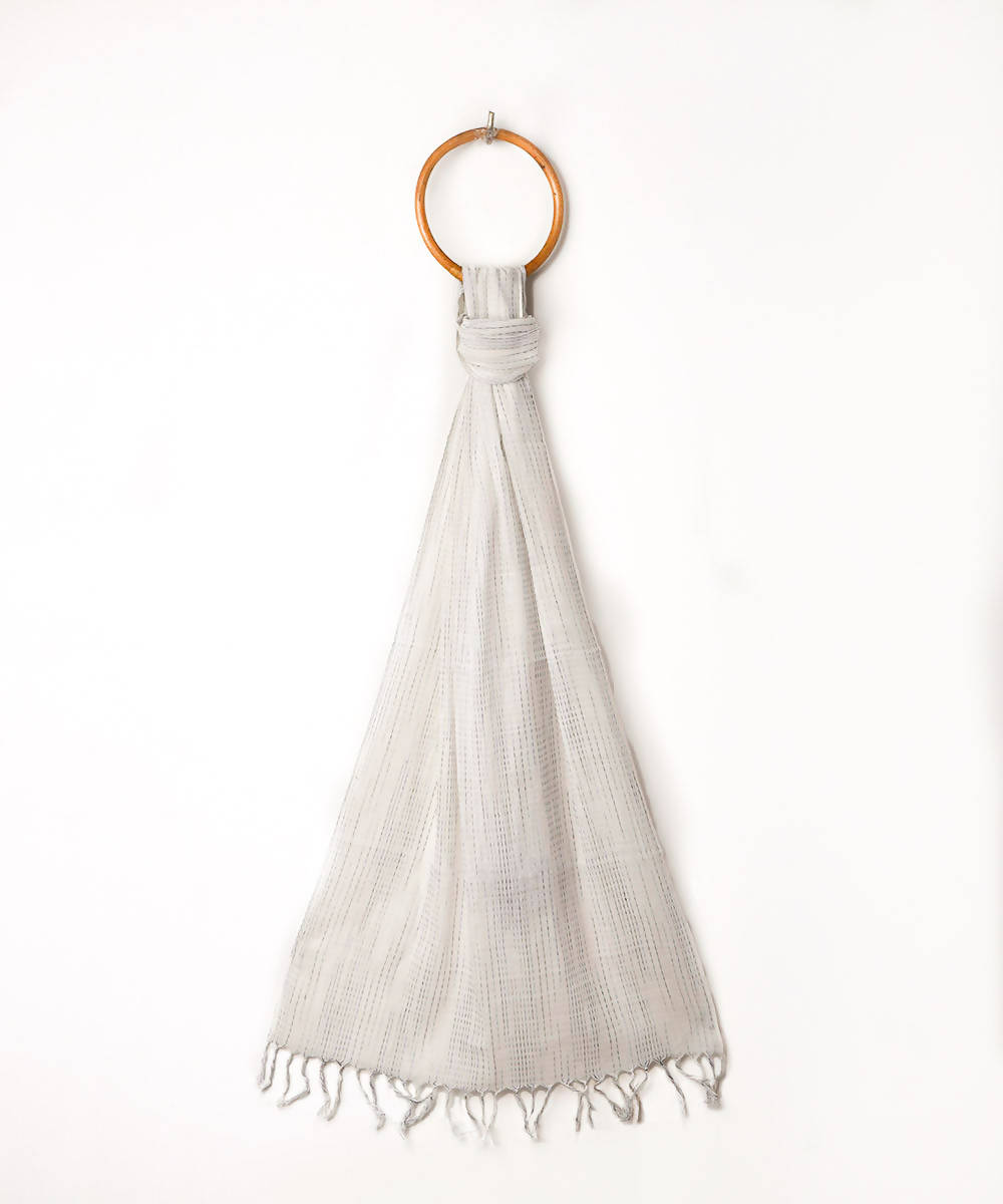 Handwoven cotton white kantha work stole
