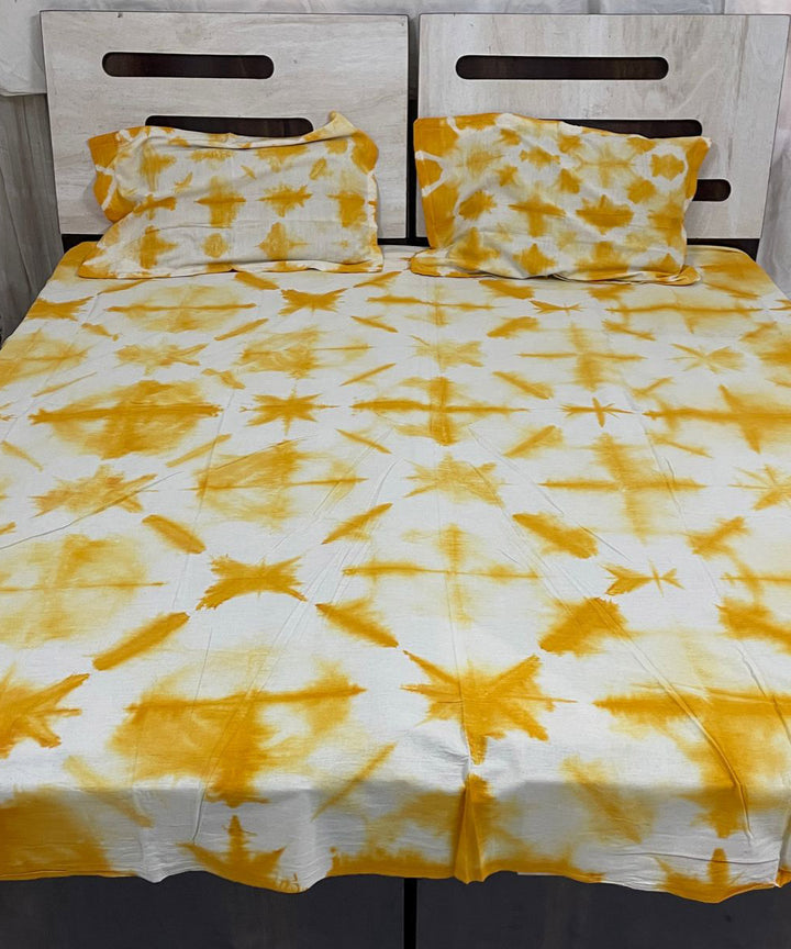 White yellow tie dye cotton handwoven bedsheet