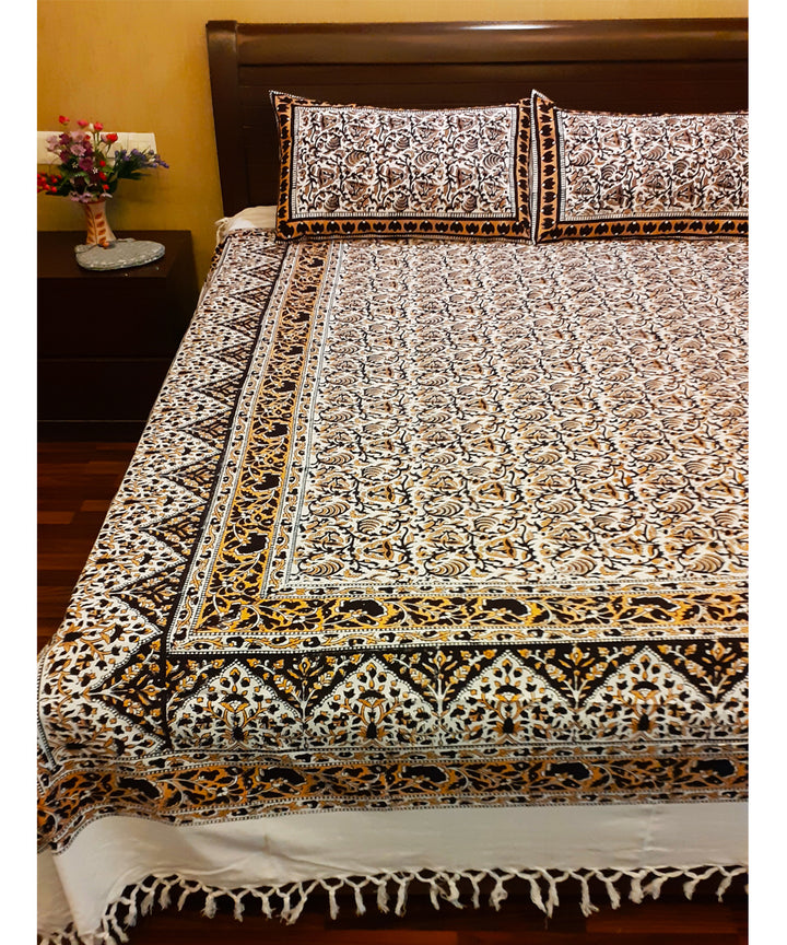 Multi colour hand block printed cotton bedsheet