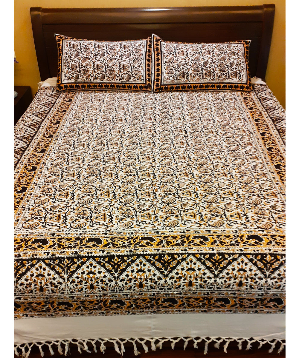 Multi colour hand block printed cotton bedsheet