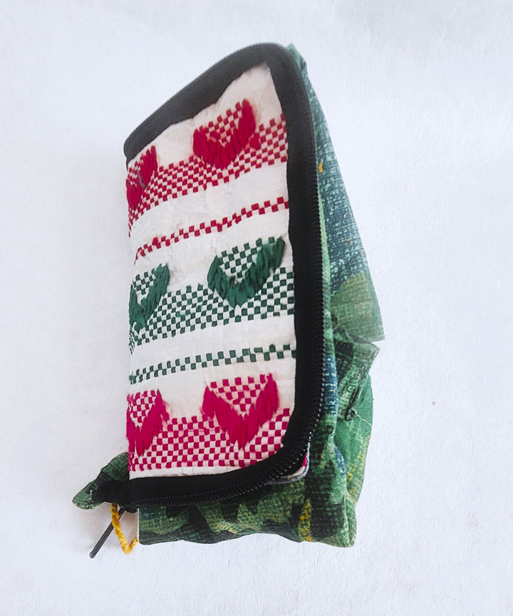 Green handcrafted shopping bag