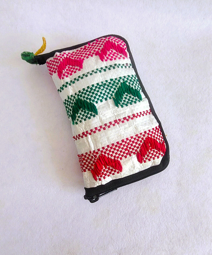 Green handcrafted shopping bag