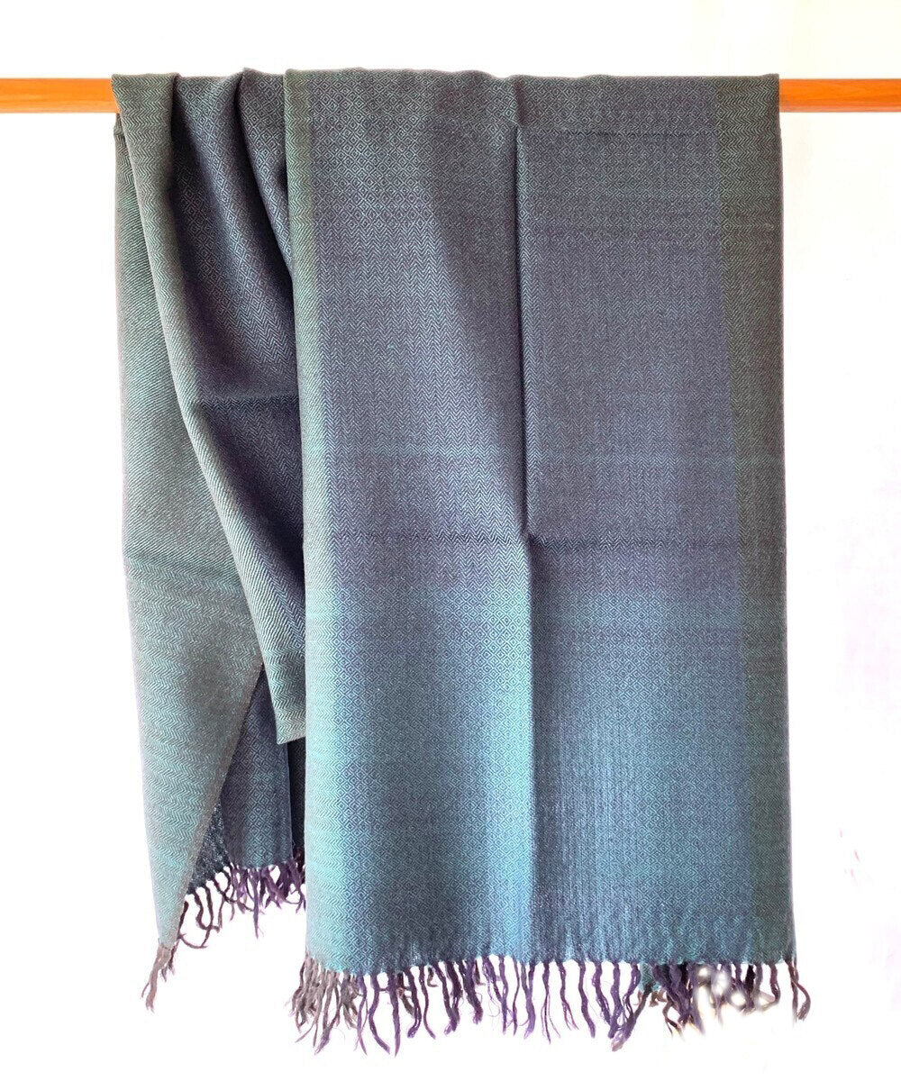 Peacock Lambs wool hand woven woolen stole