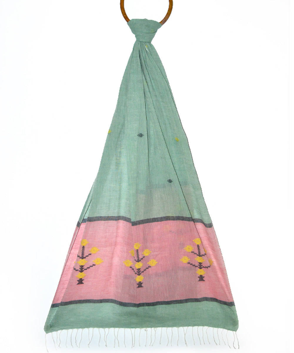 Grey pink handwoven cotton jamdani stole