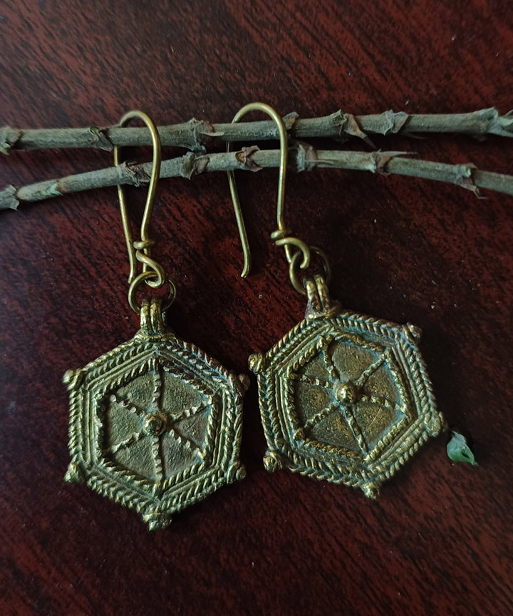 Handcrafted dokra earring