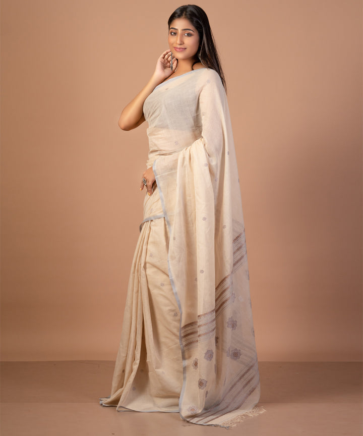 Off white handwoven cotton jamdani saree
