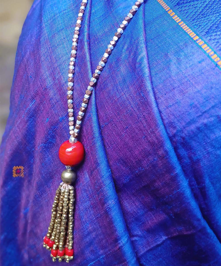 Beige handcrafted dokra necklace