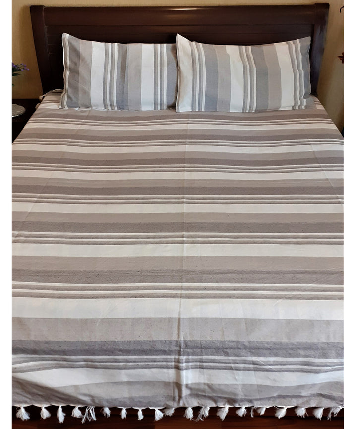 Grey white handloom cotton stripe bedsheet