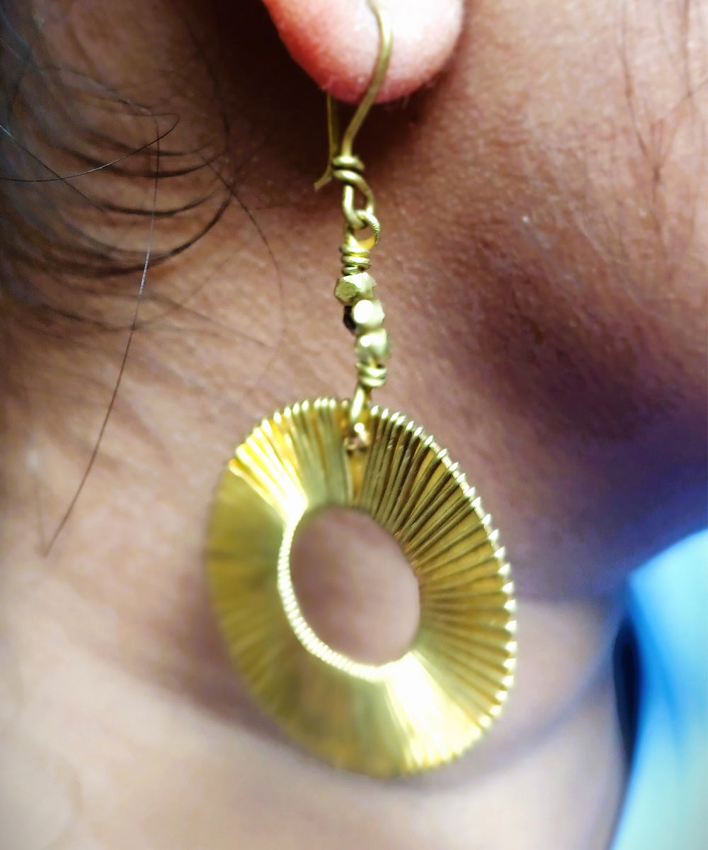 Handcrafted dokra ring earring