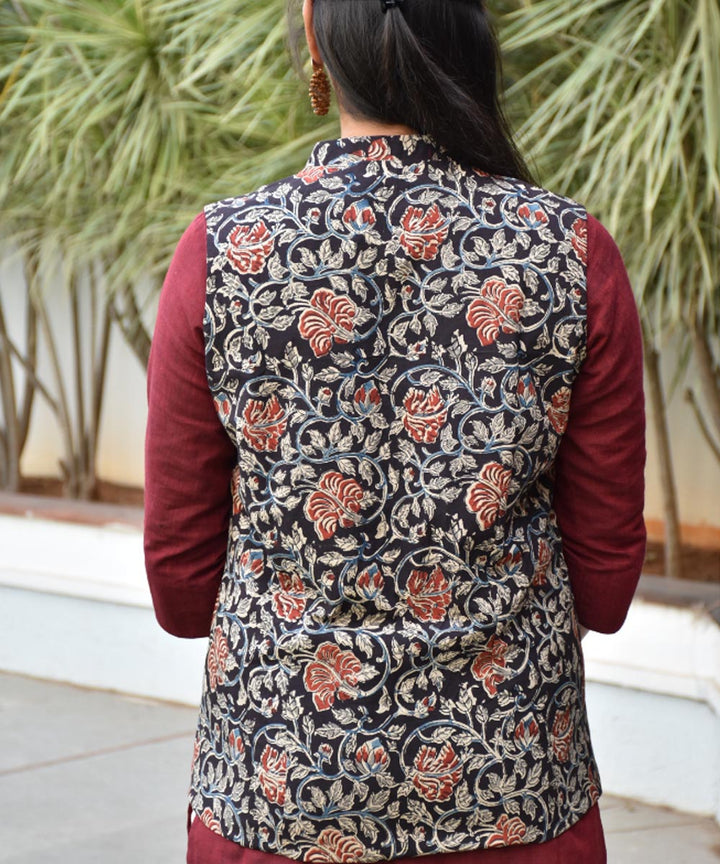 Reversible sleeveless jacket in maroon block print kalamkari cotton