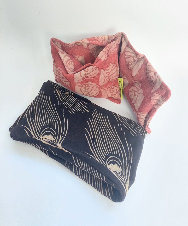 Black handcrafted vegetable dye canvas cloth heat pad(big)