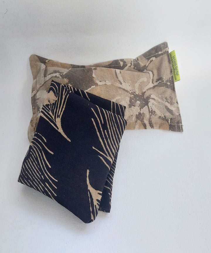 Grey black handcrafted canvas cloth heat pad(big)