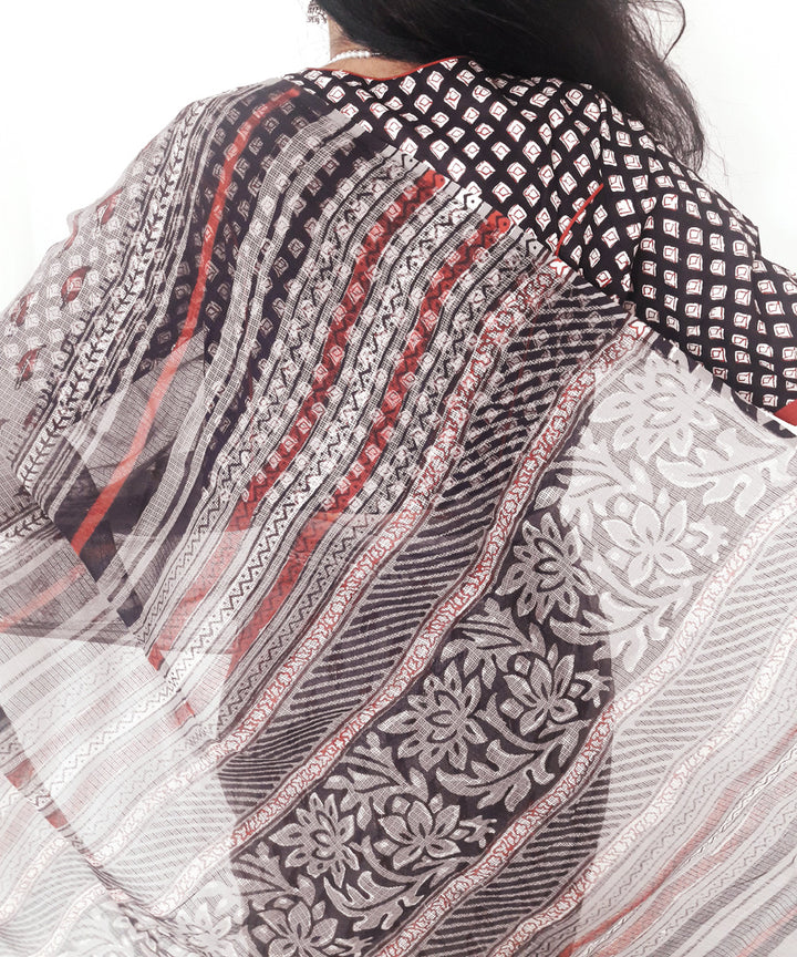 Grey maroon handblock print kota doriya cotton dabu saree