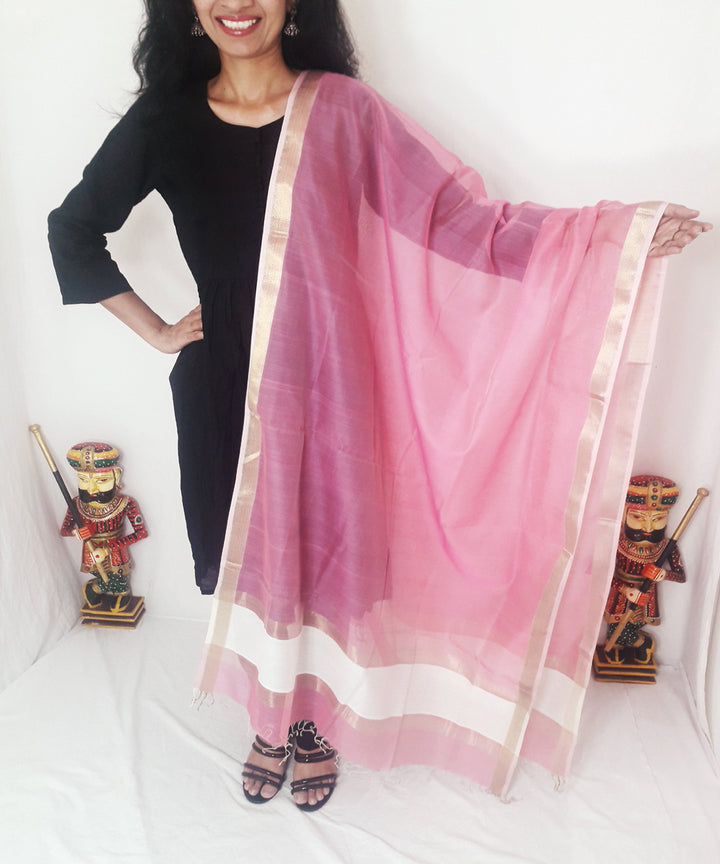 Pink handloom maheshwari silk dupatta with zari border