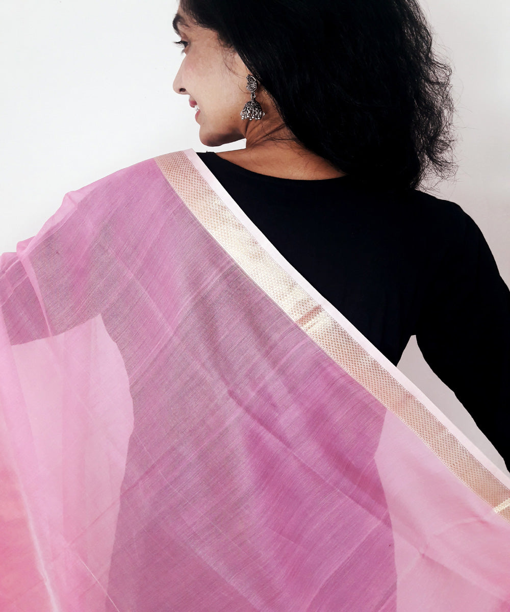 Pink handloom maheshwari silk dupatta with zari border