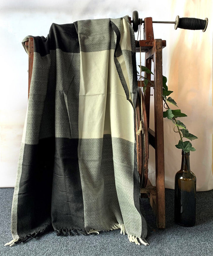 White black handwoven woolen stole