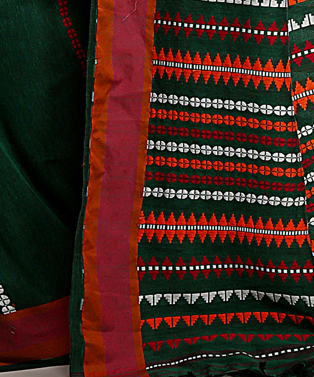 Dark green red handwoven begumpuri cotton bengal saree