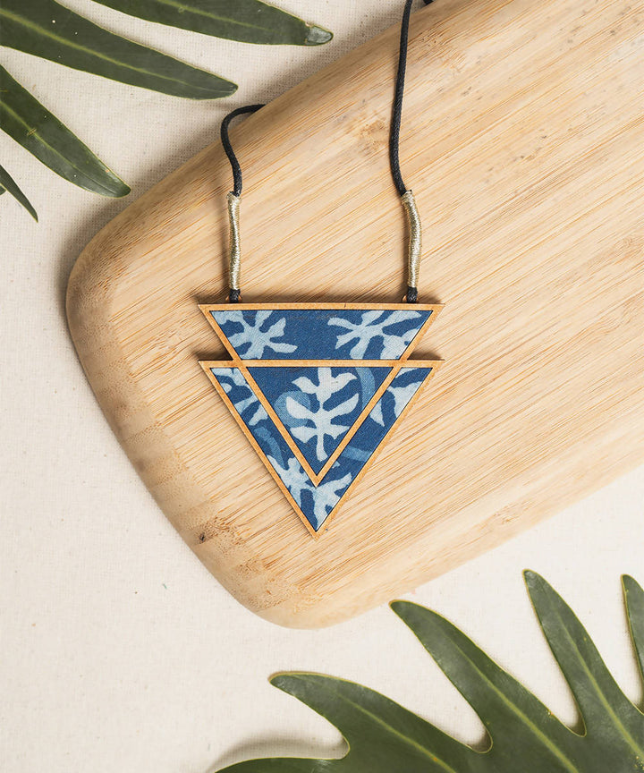 Indigo mdf triangular handcrafted necklace