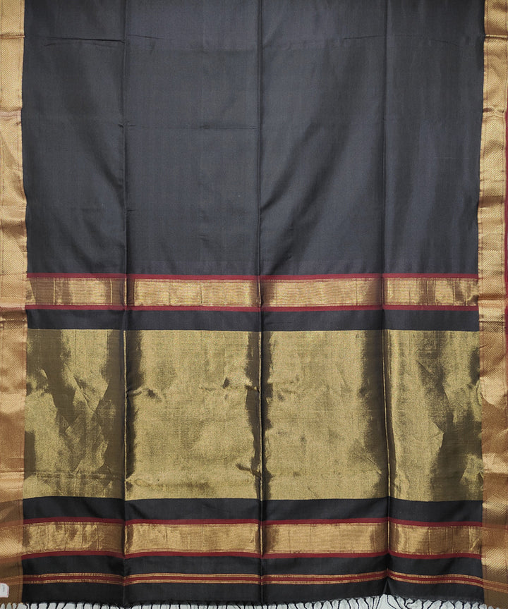 Black red handwoven cotton silk maheshwari saree