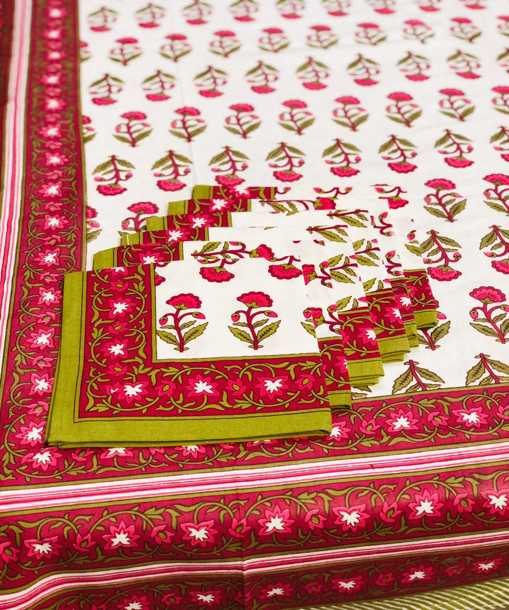 Multi colour handblock print cotton table cover with 6 napkins