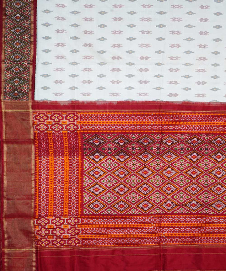 White maroon handwoven silk pochampally ikat saree