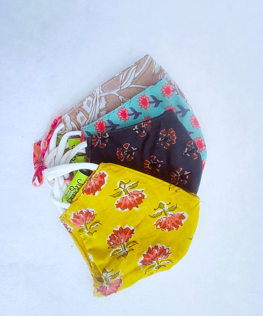 Set of 4 colourful cotton masks