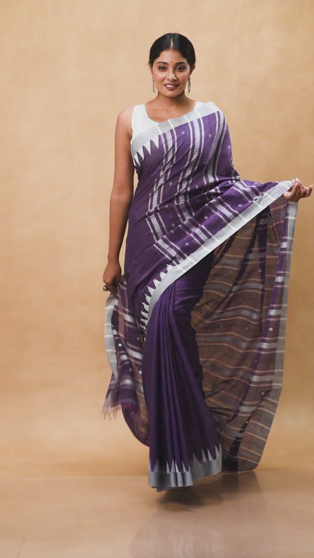 Violet blue handwoven cotton jamdani saree