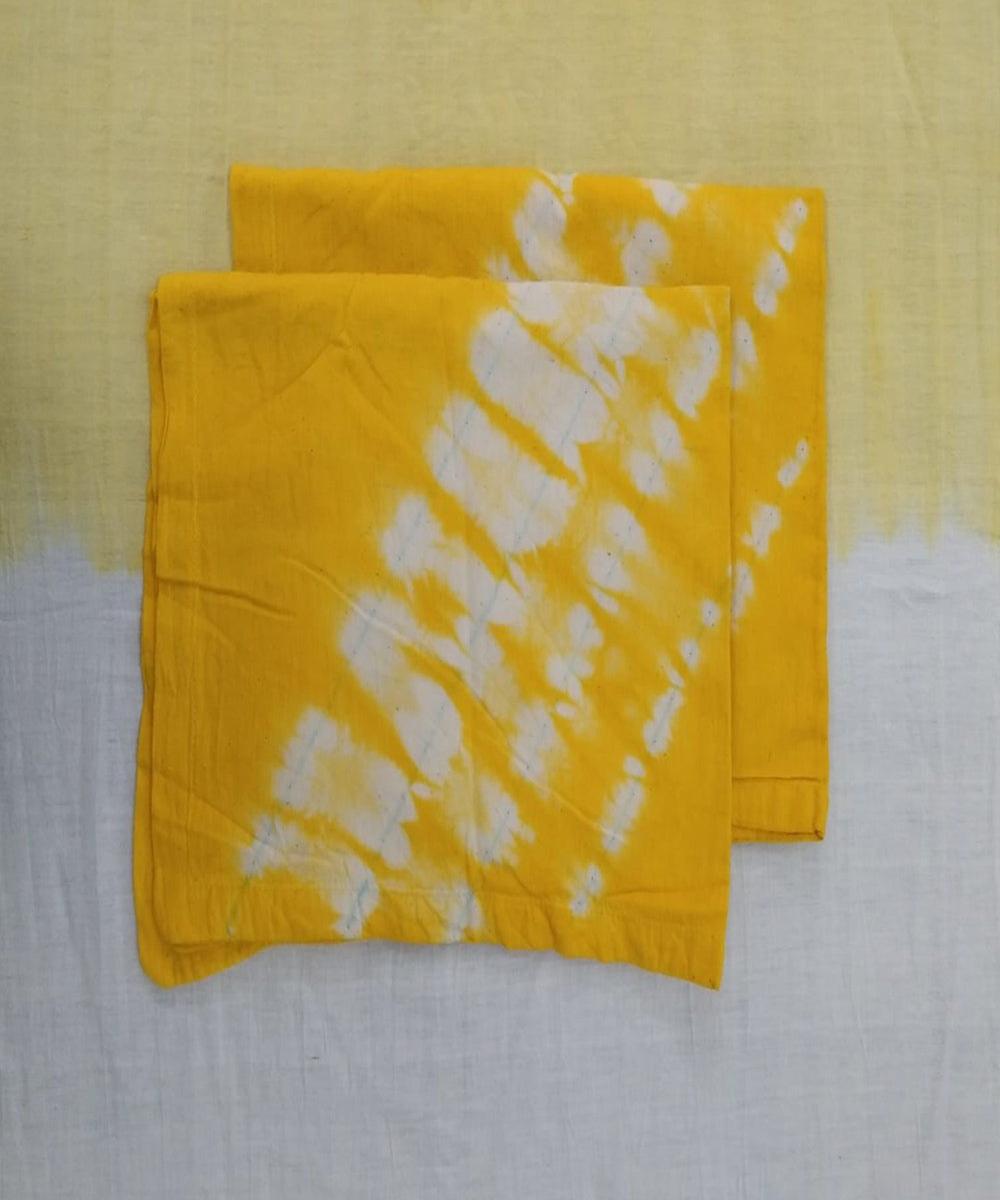 White yellow handcrafted tie dye cotton double bedsheet