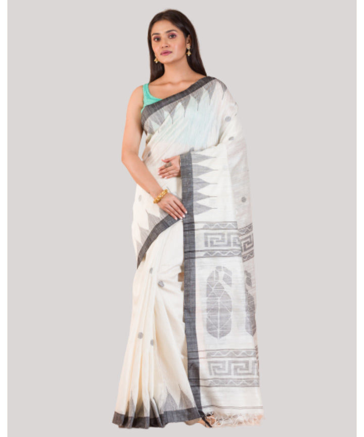 Off white black handwoven bengal matka silk jamdani saree