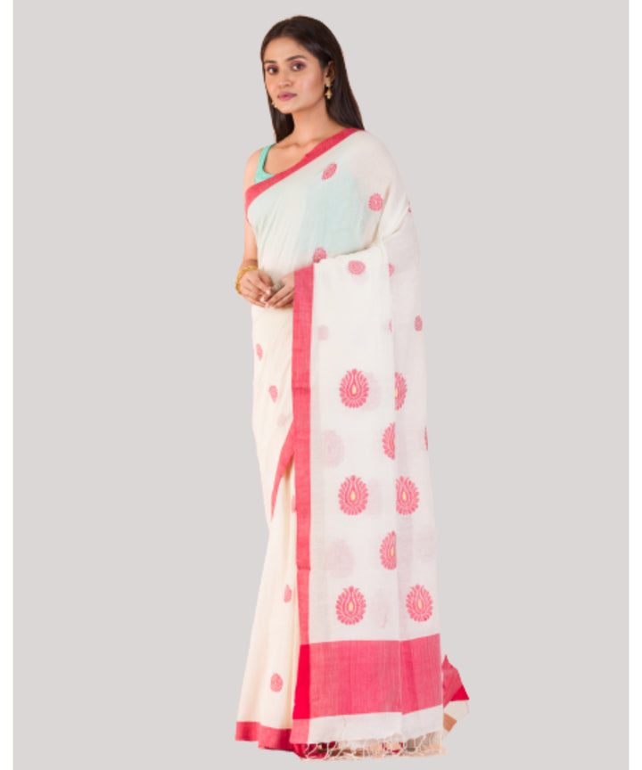 White and red handwoven bengal cotton jamdani saree