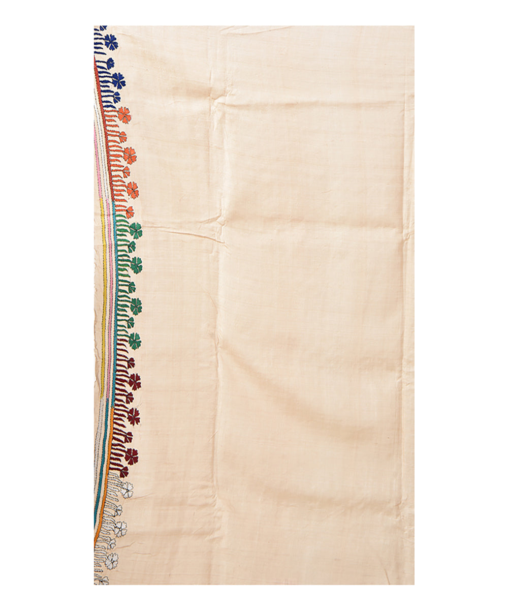 Beige tussar silk hand embroidery bengal kantha stitch saree