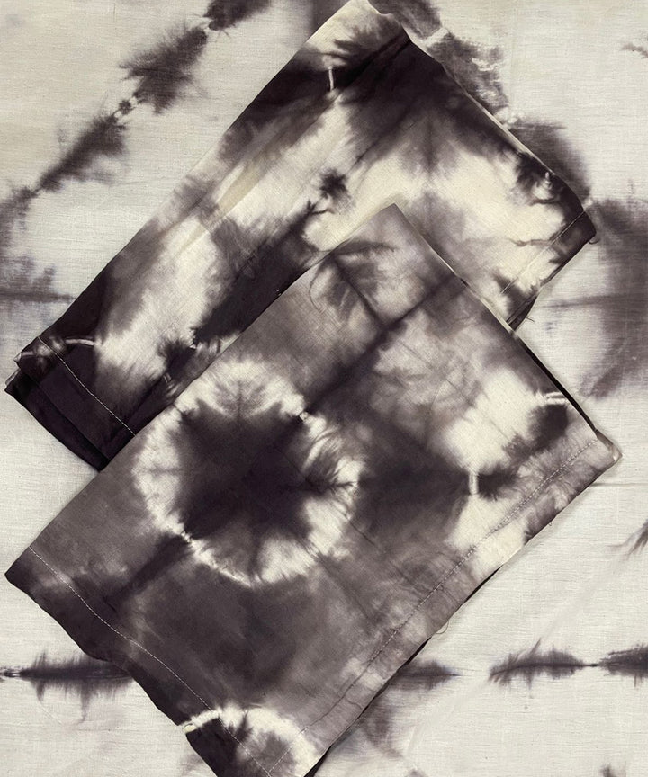 White dark brown tie dye cotton handwoven bedsheet