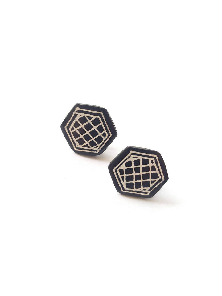 Handcrafted pure silver inlay bidri geometric stud earring