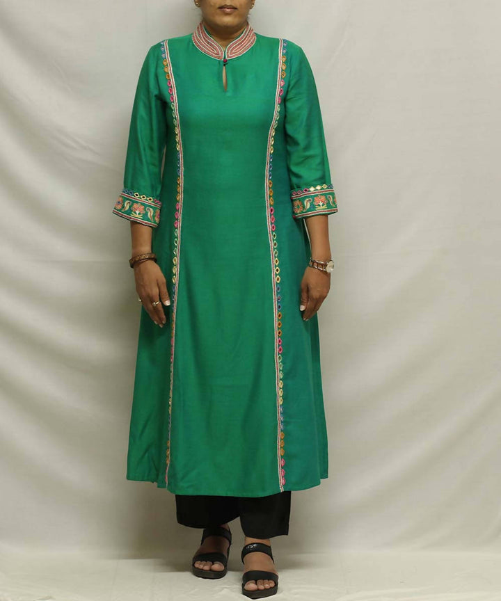 Rama green handcrafted soi and aari bharat slit kurta