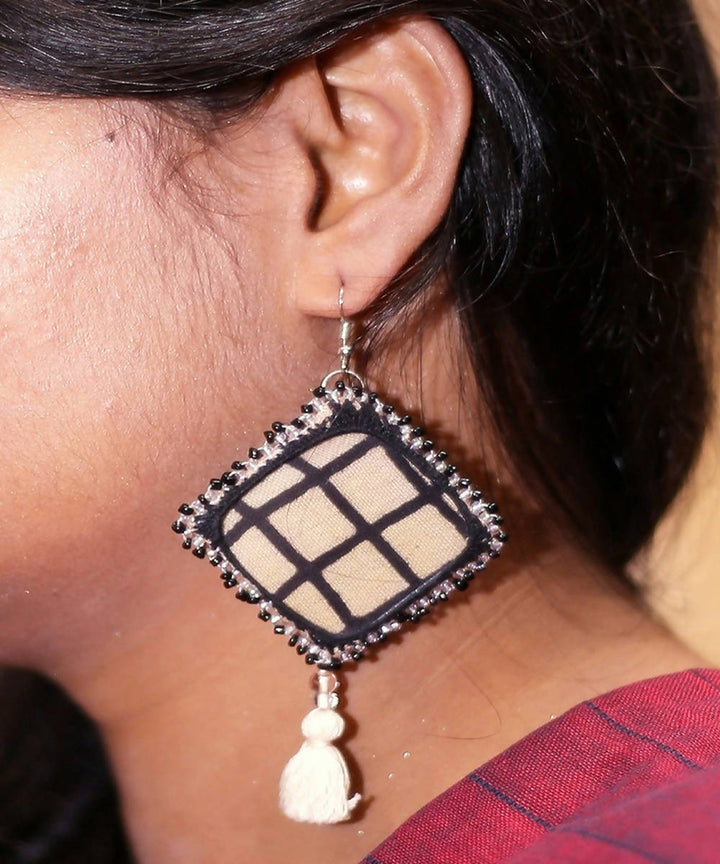 creme black checks glass beaded earring
