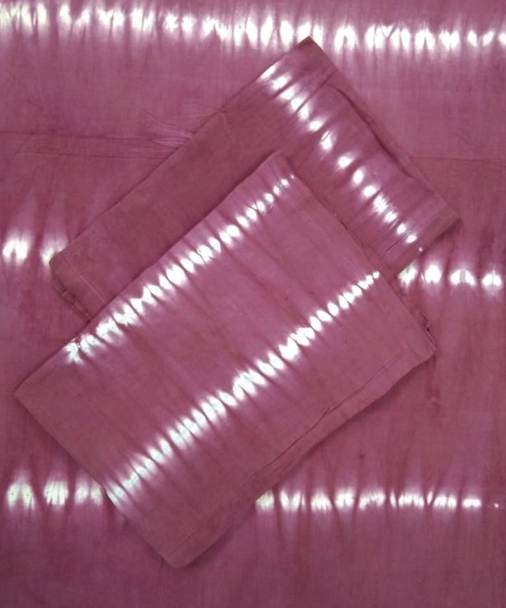 White brick red handcrafted tie dye cotton double bedsheet